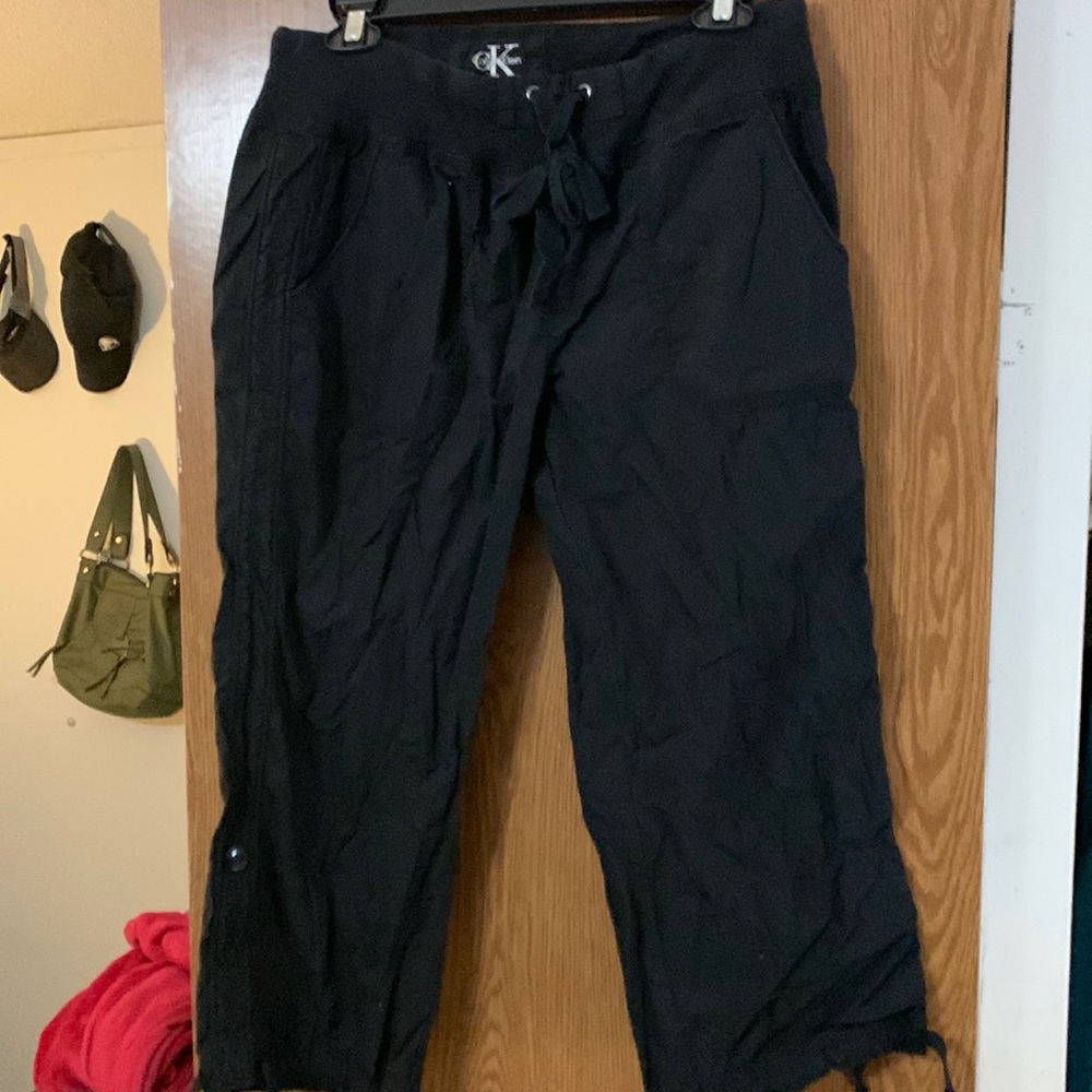 Capri pants